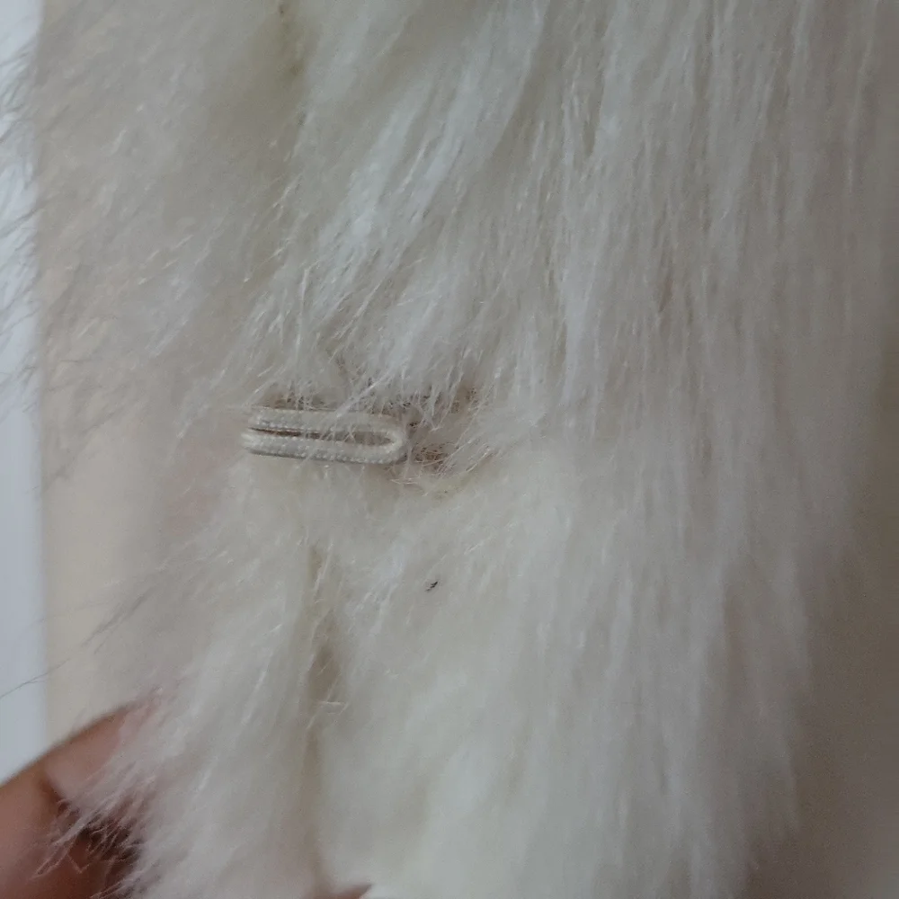 Vest - Picture 3 of 4